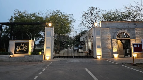 सिर्फ लड़कों के लिए है यह बोर्डिंग स्कूल