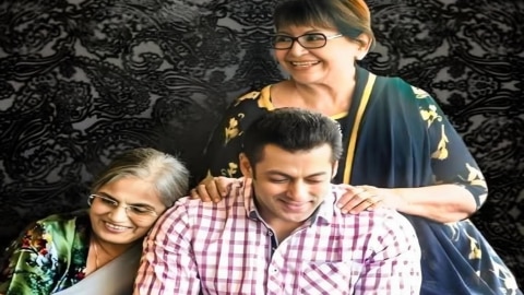 Salman Khan with mother Salma and Helen