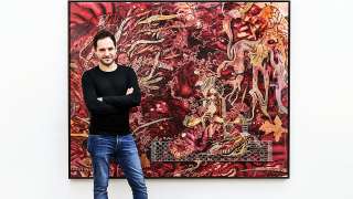 Between past and present