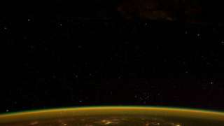 'Spacesuits' may protect microbes destined to live in space