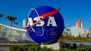 Elon Musk's SpaceX, Jeff Bezos' Blue Origin selected by NASA to b...