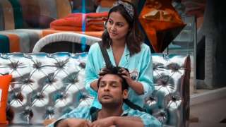 'Bigg Boss 14': Fans ship Sidharth Shukla-Hina Khan after latter...