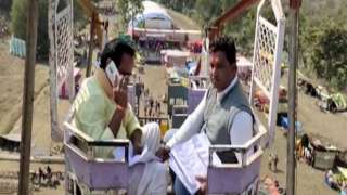 MP: Minister sits on 50-ft-high hammock for two hours every day to get mobi...