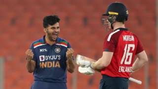4th T20I: India win a thriller against England owing to Shardul Thakur...