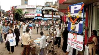 Nagpur admin imposes ticket system for markets, pay Rs 5 per hour, Rs 500 p...