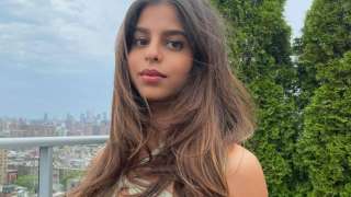 Suhana Khan unveils her stylish 21st birthday look, BFF Ananya Panday calls...
