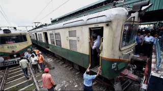 West Bengal resumes local train services at 50% capacity amid rising COVID-...