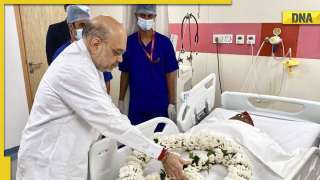 Mulayam Singh Yadav demise: Leaders throng to pay tributes to SP founder, last rites in native Saifai village today