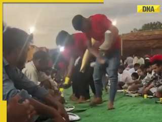 Men's unbelievable food service speed at bhandara stuns internet, netizens say 'he must train AI', WATCH