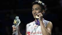 Badminton: Kento Momota first Japanese man to become World No. 1
