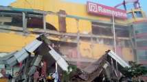 Death toll jumps to 384 after tsunami, quake in Indonesia