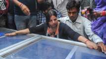 Apple executive killed: Vivek Tiwari’s wife files fresh FIR, UP DGP ‘h...