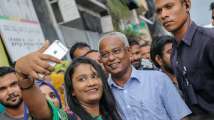 Xi greets Maldives prez-elect Solih; hopes to lift ties to new level