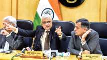 Election Commission refutes Congress's charge of delaying news on...