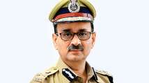 Govt 'unhappy' with CBI Director meeting Arun Shourie, Prash...
