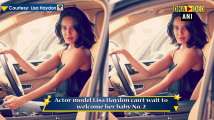 Lisa Haydon flaunts baby bump