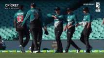Australia vs New Zealand: WATCH Kiwi players use 'elbows and fist...