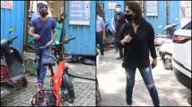 Photos: Ranbir Kapoor and Neetu Kapoor visit Krishna Raj bungalow for inspe...