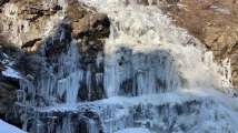 Temperatures continue to dip in Srinagar, Dras remains coldest in coun...