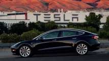 'Beware of traffic': Twitter flooded with memes over Tesla...