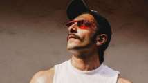 Photos of the Day: Ranveer Singh showcases chiselled biceps, Shraddha Kapoo...