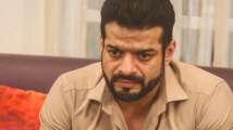 'Politicians can hold rallies but common man cannot work': K...
