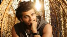 In Pics: Arjun Kapoor becomes proud owner of a swanky Land Rover Defen...