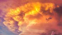 Watch: Scary ‘FIRE CLOUDS’ form over Canada in stunning video