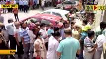 People throng vaccination centre in Noida, Social distancing norms flouted