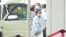 Mamata Banerjee to meet PM Narendra Modi shortly in Delhi