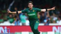 Watch: Shaheen Afridi's hilarious reaction to fan's request...