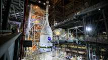 NASA assembles massive rocket to fly around Moon before manned mission...