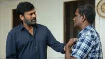 Chiranjeevi extends financial help to his fan suffering from cancer, n...