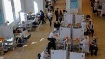 Vaccinated people can easily transmit COVID-19 Delta variant in househ...