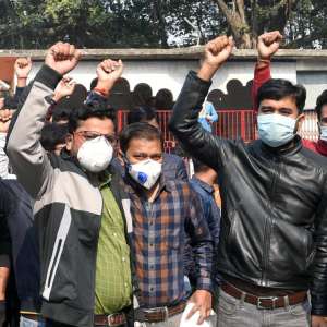 Junior doctors in THIS state go on strike, demanding raise in stipend - Vimarsana News