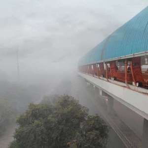 Weather update: Dense fog engulfs Delhi, air quality remains 'very poor' - Vimarsana News
