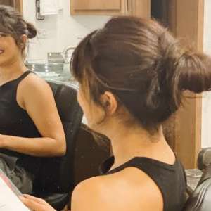 Priyanka Chopra wraps 'Text For You' shoot in London, shares photos from the sets - Vimarsana News
