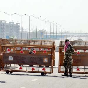 Farmers' protest: Delhi police closes Ghazipur border hours after reopening for traffic movement - Vimarsana News