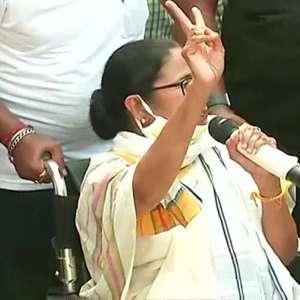 West Bengal Assembly Election 2021: Mamata Banerjee calls Governor Dhankar as TMC-BJP workers clash in Nandigram booth - Vimarsana News