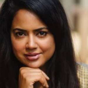 Sameera Reddy flaunts 'imperfectly perfect' self in new photos, says 'I work on acceptance every day' - Vimarsana News