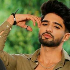 'I was asked to show my legs': 'Bigg Boss OTT' contestant Zeeshan Khan opens up on his casting couch experience - Vimarsana News