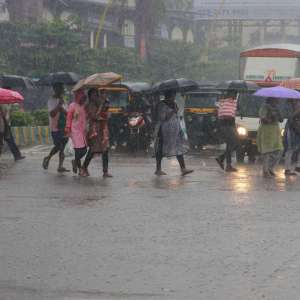 IMD issues multi-hazard warning in southern India, heavy rainfall in THESE states - Vimarsana News