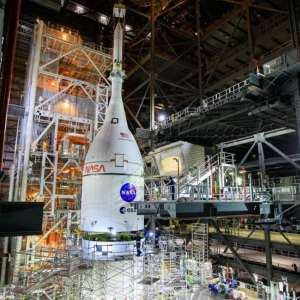 NASA assembles massive rocket to fly around Moon before manned missions resume - Vimarsana News