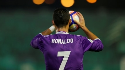 George Best Latest News Videos And Photos On George Best Dna News Attract the hot ladies now! dna india