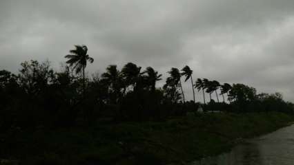 Cyclone Amphan passing through South 24 Parganas district in West Bengal
