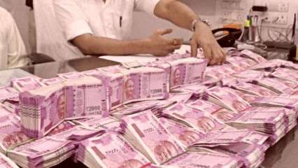 Noida: Income Tax department raids former NBCC officer DK Mittal’s house, seizes over Rs 2 crore