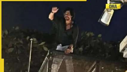 Shah Rukh Khan waves to hundreds of fans gathered outside Mannat ahead of Pathaan release, video goes viral