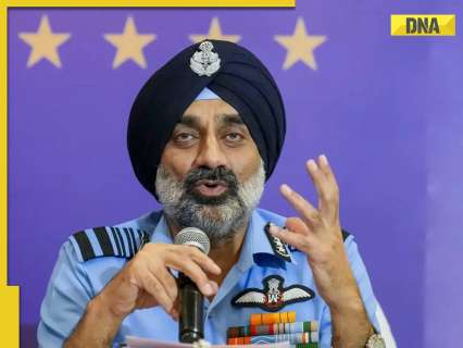 Indijski zračni šef trdi, da so sestrelili pakistanska letala F-16 in JF-17 med spopadom maja