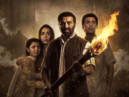 Batwara 1947: Sunny Deol sheds action hero image for Aamir K