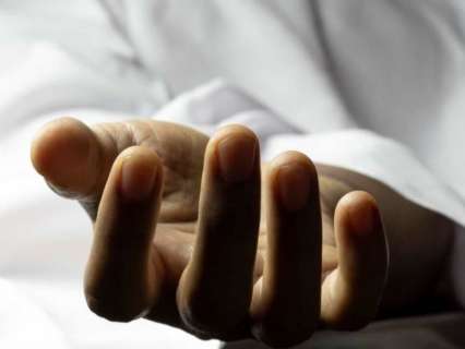 Doctor allegedly dies by suicide in Delhi hospital, 3-page note mentions family's inter-caste marriage